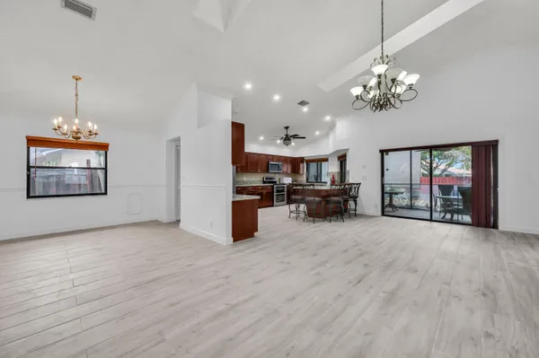 $5,250 | 7619 Silver Woods Court, Boca Raton, FL 33433