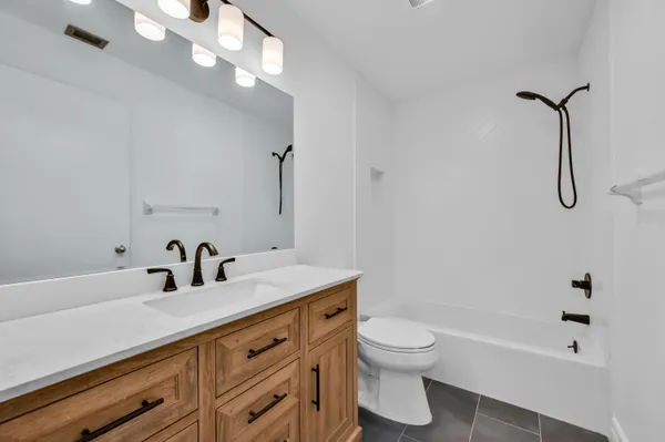 $5,250 | 7619 Silver Woods Court, Boca Raton, FL 33433