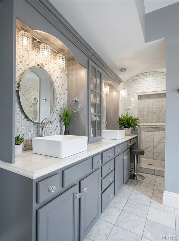 116 West Henry Street Staunton, IL 62088 - Photo 24 of 48