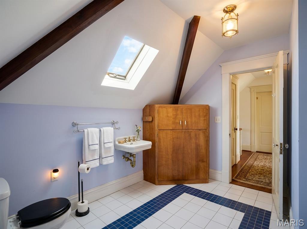 116 West Henry Street Staunton, IL 62088 - Photo 28 of 48