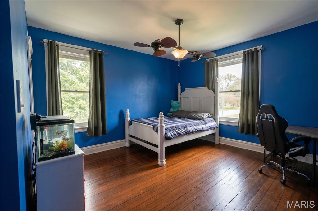 116 West Henry Street Staunton, IL 62088 - Photo 33 of 48