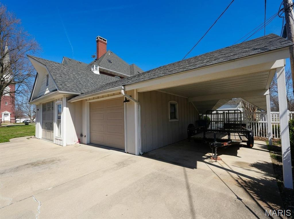 116 West Henry Street Staunton, IL 62088 - Photo 42 of 48