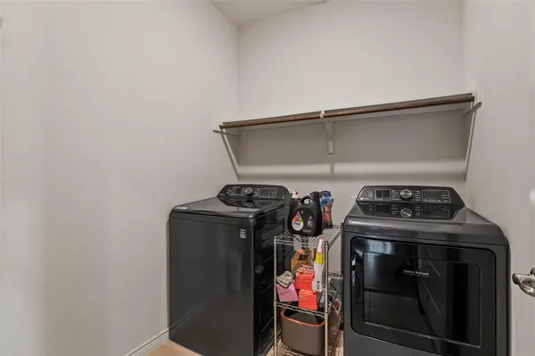 $390,000 | 3816 Waldorf Drive, Denton, TX 76208