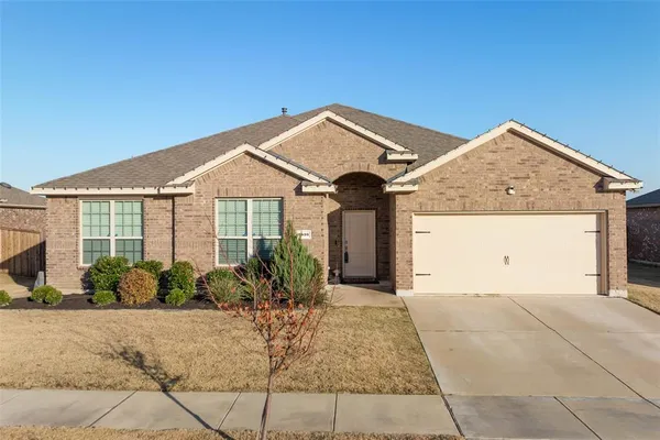 $390,000 | 3816 Waldorf Drive, Denton, TX 76208