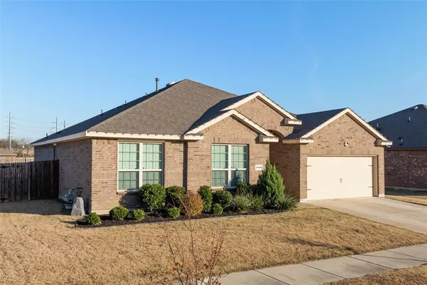 $390,000 | 3816 Waldorf Drive, Denton, TX 76208