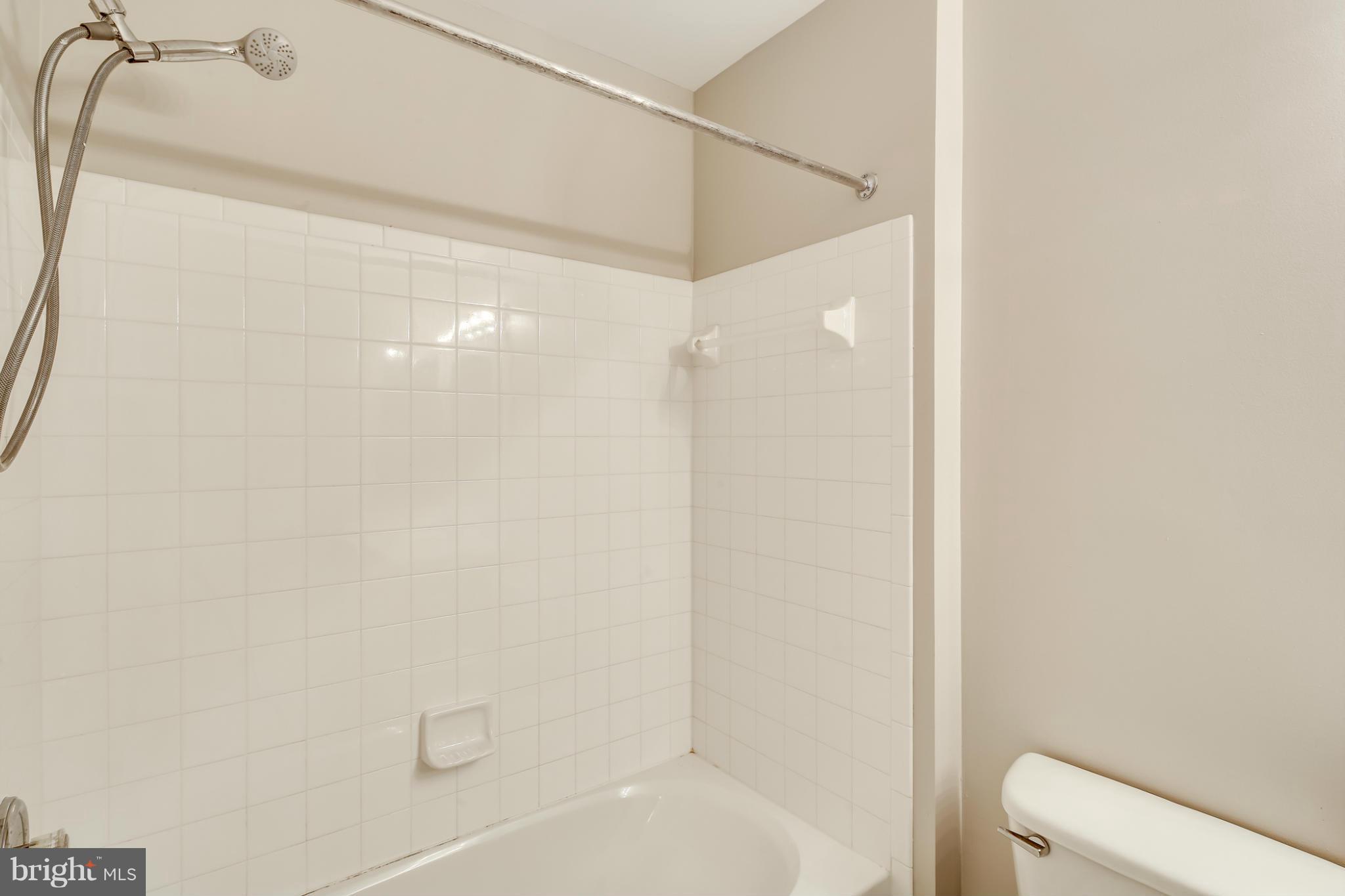 7675 Swallow Road Sykesville, MD 21784 - Photo 17 of 30 Bath