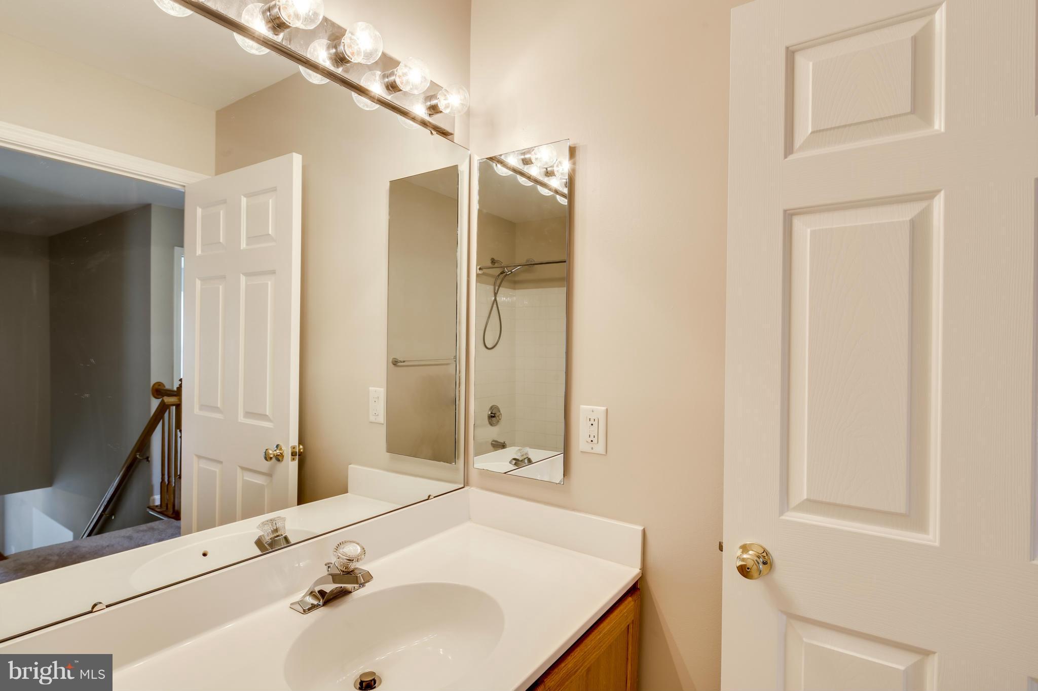 7675 Swallow Road Sykesville, MD 21784 - Photo 22 of 30 Bath