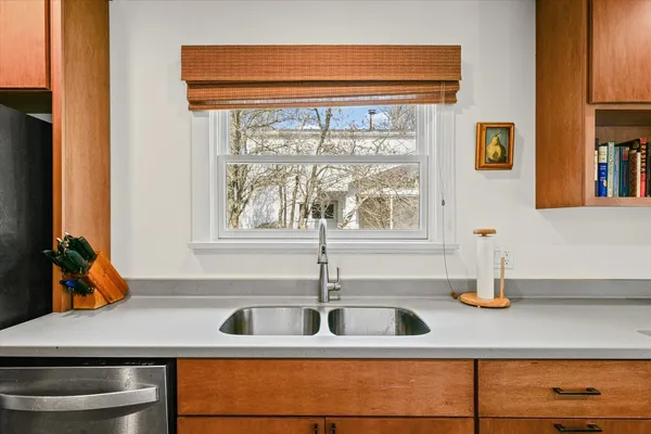 $449,900 | 205 East Sherwin Circle, Urbana, IL 61802