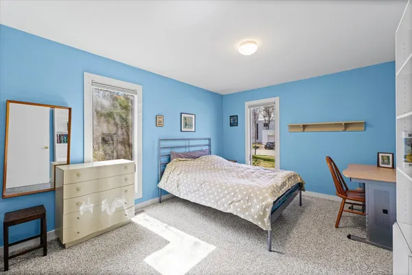 $449,900 | 205 East Sherwin Circle, Urbana, IL 61802