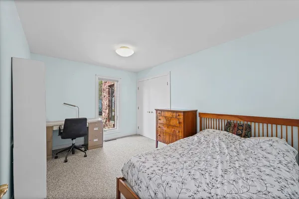 $449,900 | 205 East Sherwin Circle, Urbana, IL 61802