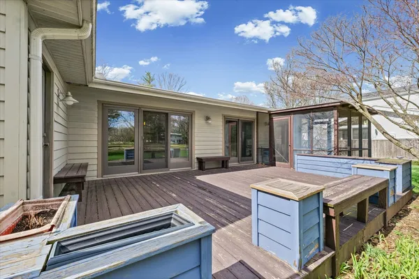 $449,900 | 205 East Sherwin Circle, Urbana, IL 61802