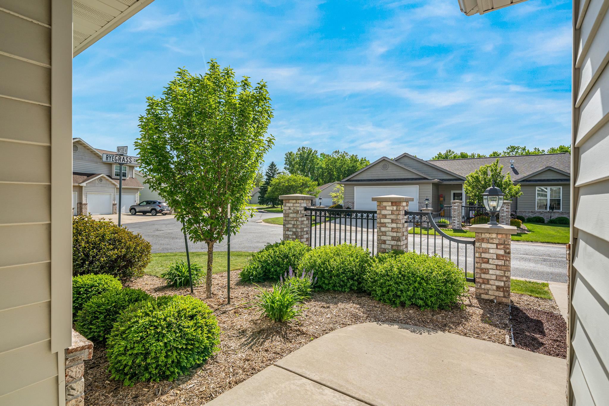 3758 North Wayside Lane Appleton, WI 54913 - Photo 37 of 40