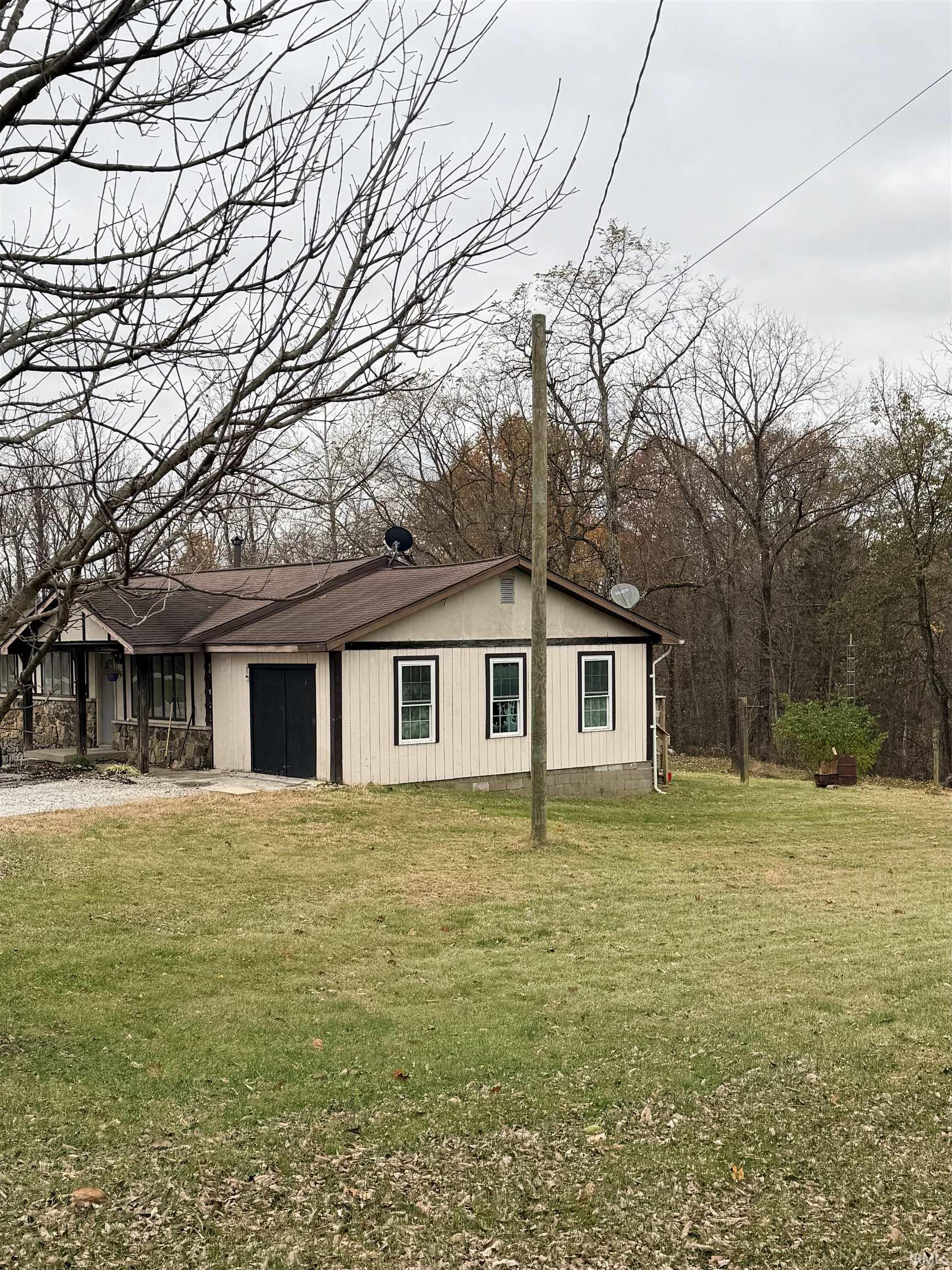 495 Gunsmith School Road Bedford, IN 47421 - Photo 4 of 31