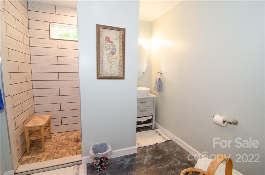 3267 Park Road Ridgeway, SC 29130 - Photo 20 of 40 a bathroom with a sink and a mirror