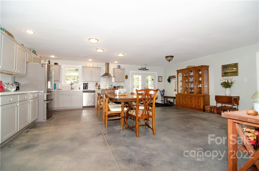 3267 Park Road Ridgeway, SC 29130 - Photo 8 of 40 a view of a dining area with furniture