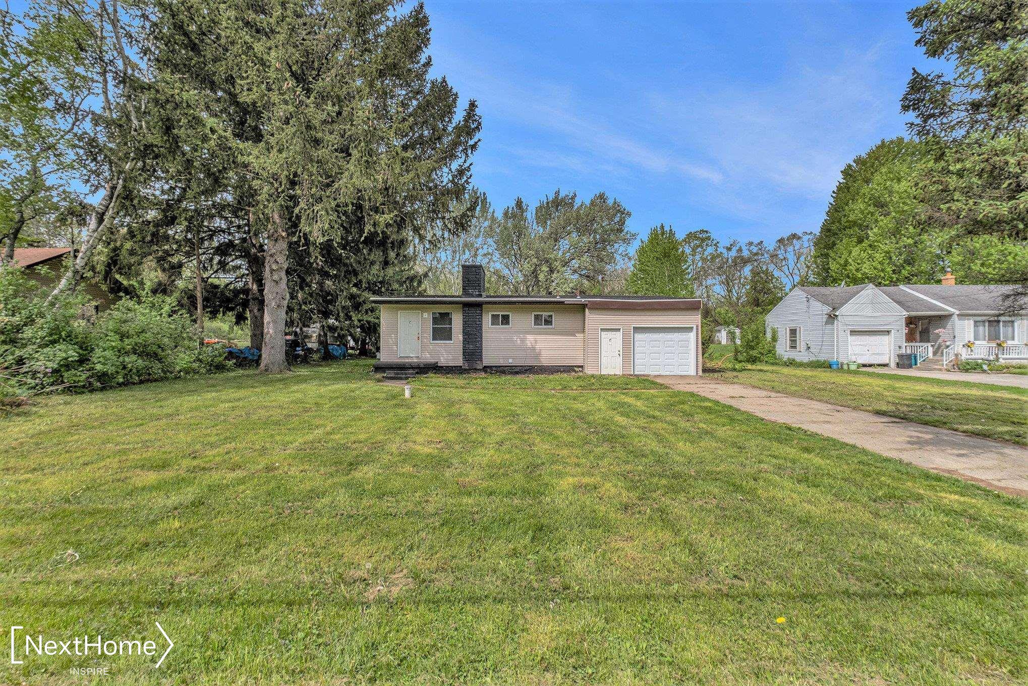 3454 Van Campen Road Flint, MI 48507 - Photo 18 of 25 50141263-f3bff2a7-161c-400d-8acf-8677f007d417.JPG