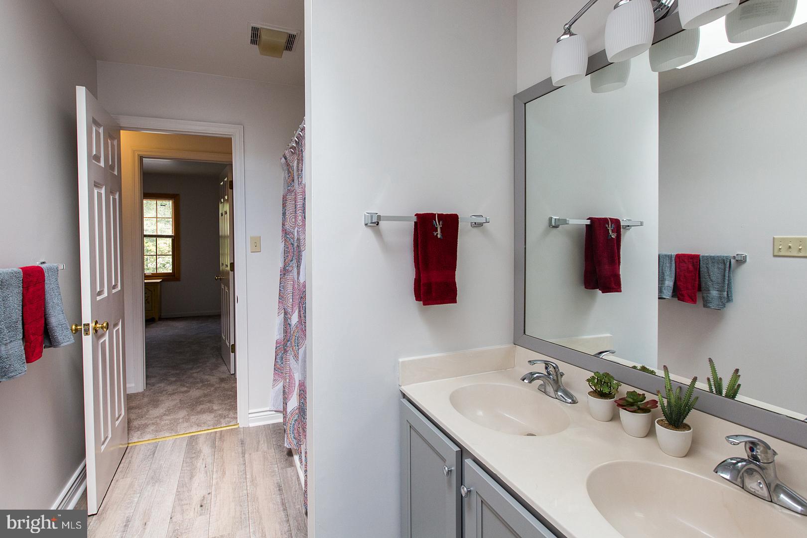 37 Greythorne Road Lancaster, PA 17603 - Photo 27 of 48 Gallery Image 27