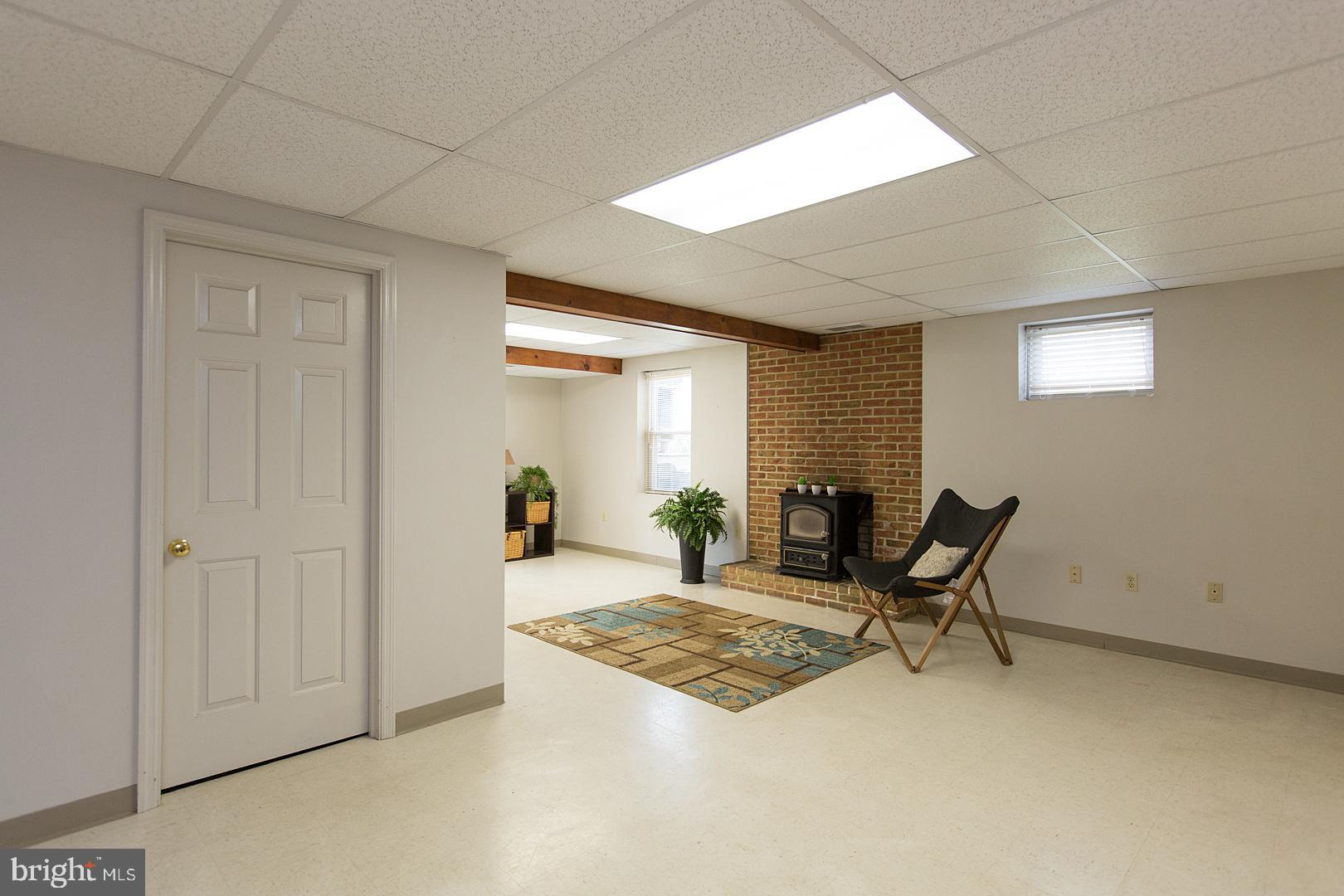 37 Greythorne Road Lancaster, PA 17603 - Photo 33 of 48 Gallery Image 33