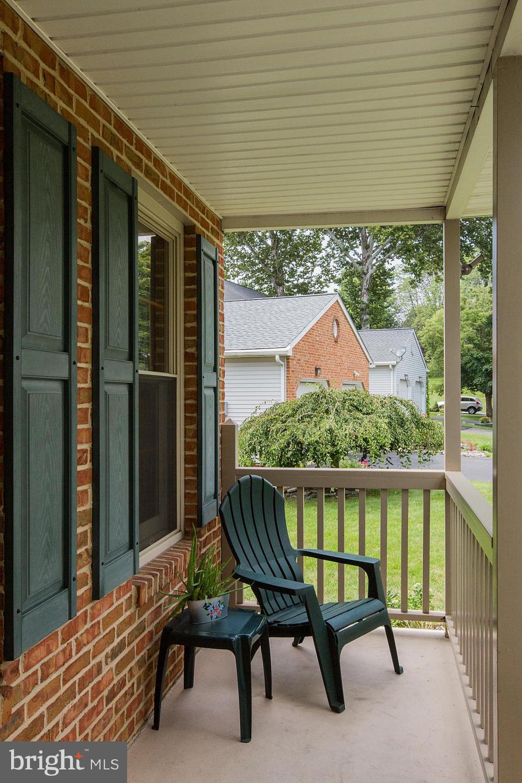 37 Greythorne Road Lancaster, PA 17603 - Photo 5 of 48 Gallery Image 5