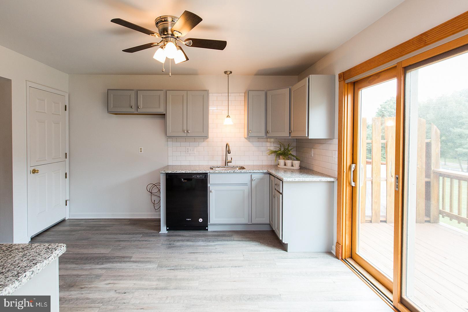 37 Greythorne Road Lancaster, PA 17603 - Photo 9 of 48 Gallery Image 9
