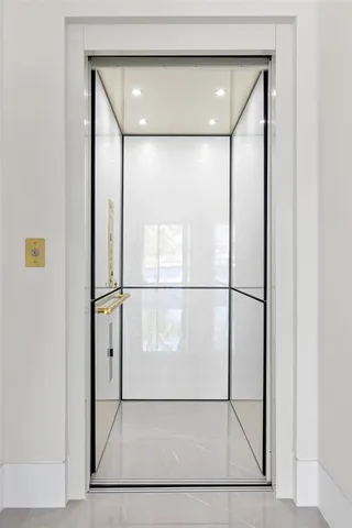 $11,300,000 | 1555 Southeast 14th Court, Deerfield Beach, FL 33441