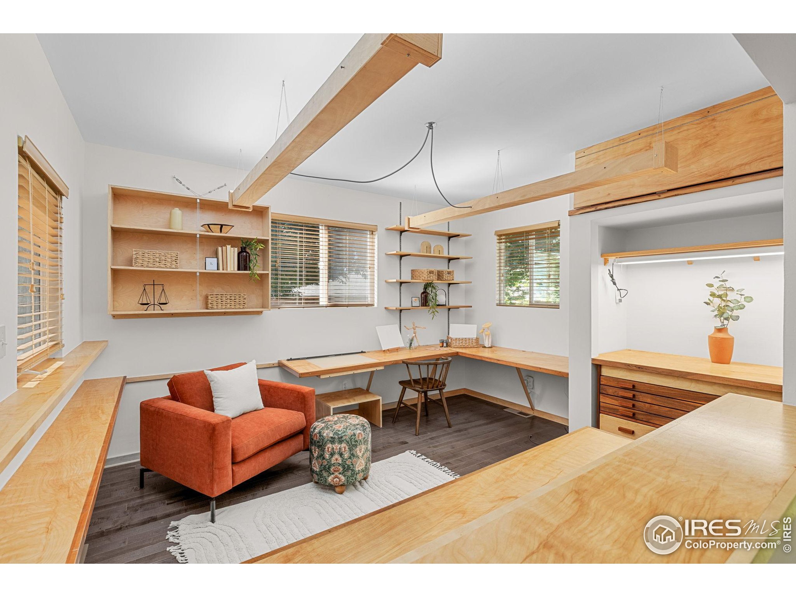 2103 Rangeview Lane Longmont, CO 80501 - Photo 11 of 47