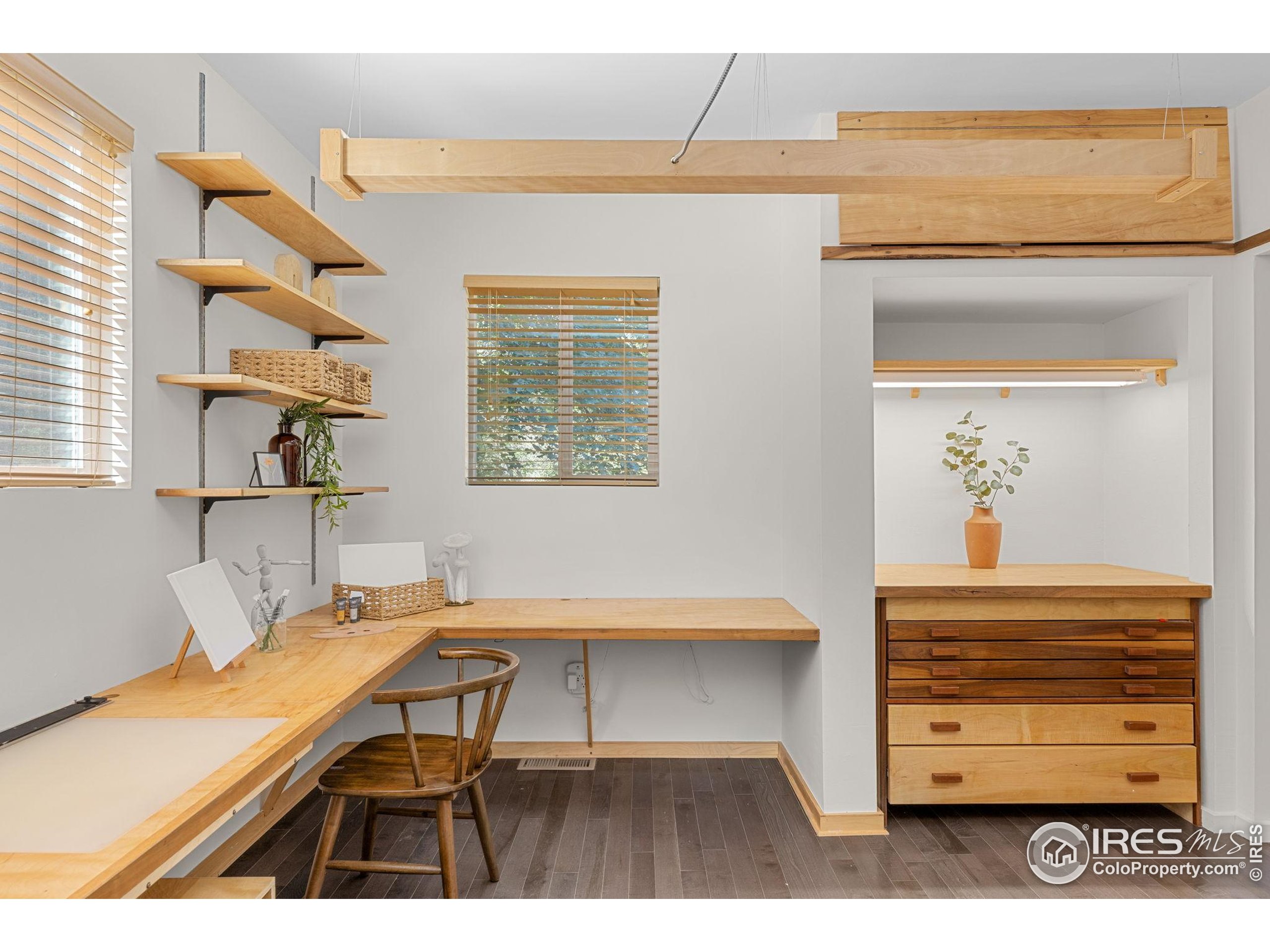 2103 Rangeview Lane Longmont, CO 80501 - Photo 12 of 47