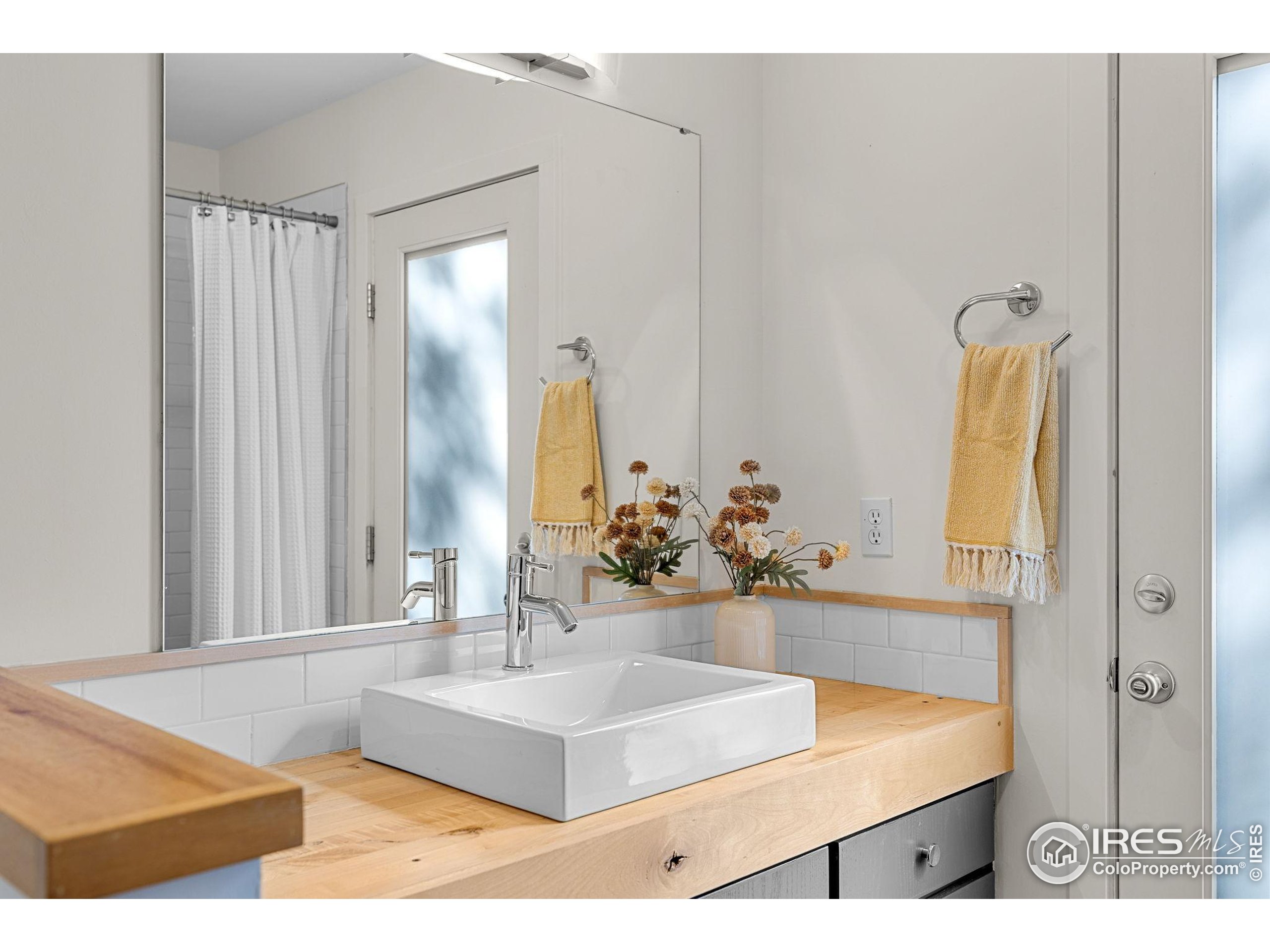 2103 Rangeview Lane Longmont, CO 80501 - Photo 27 of 47