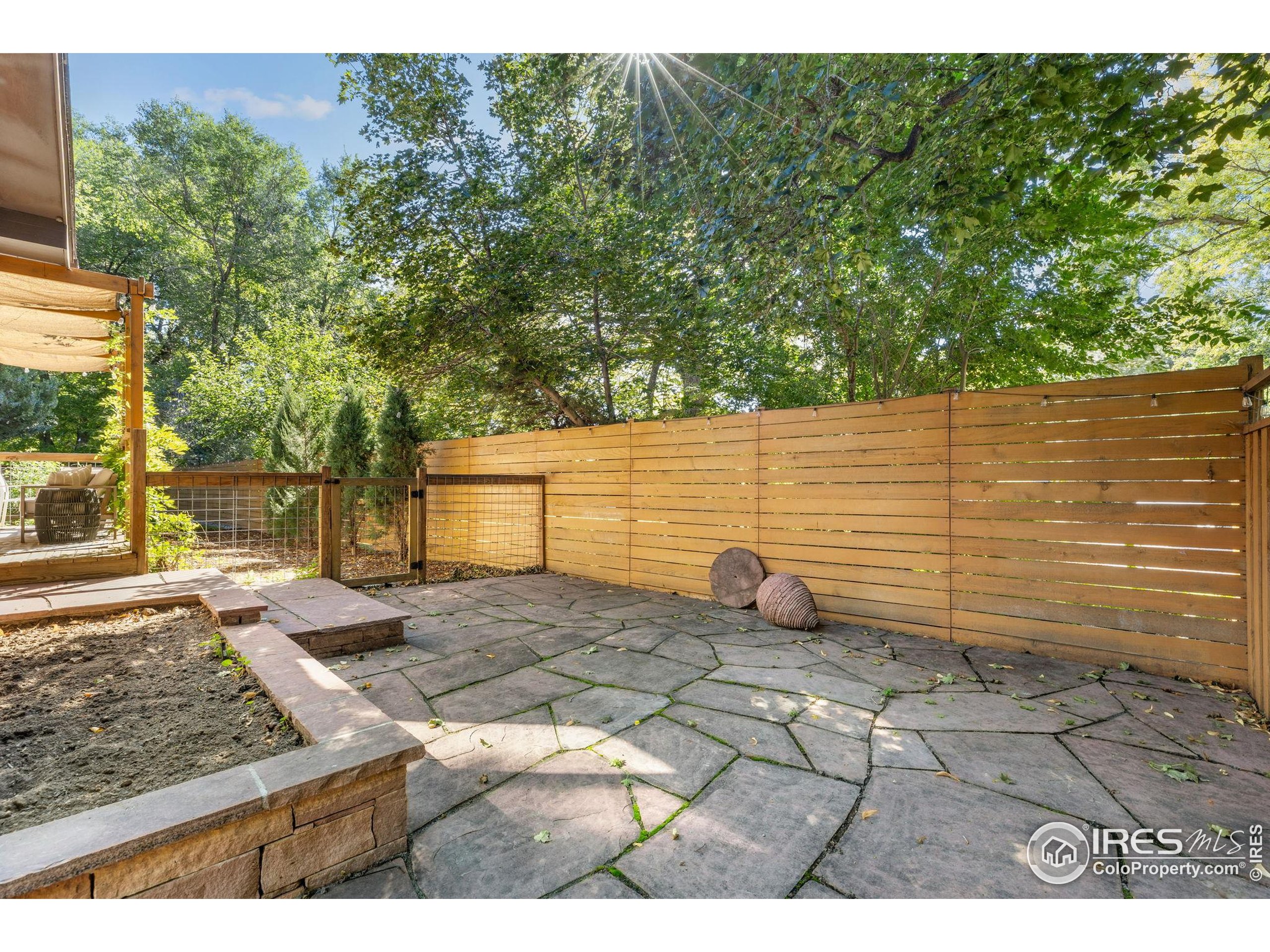 2103 Rangeview Lane Longmont, CO 80501 - Photo 33 of 47