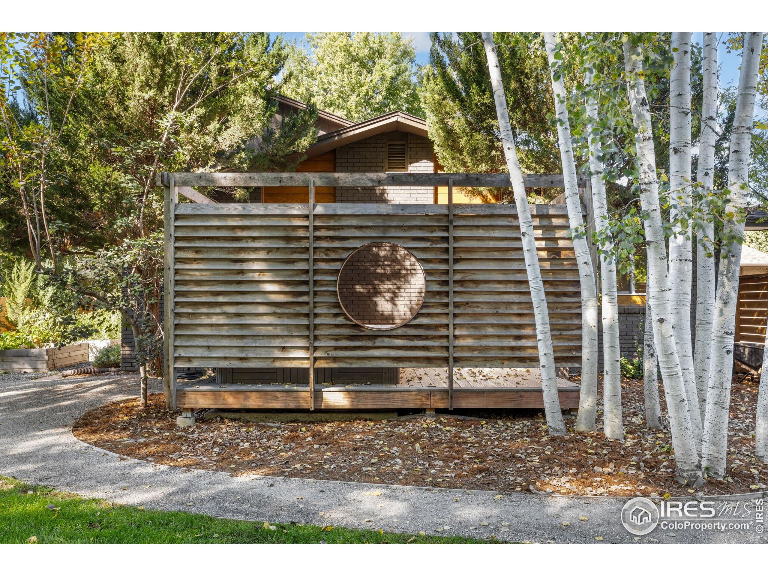 2103 Rangeview Lane Longmont, CO 80501 - Photo 40 of 47