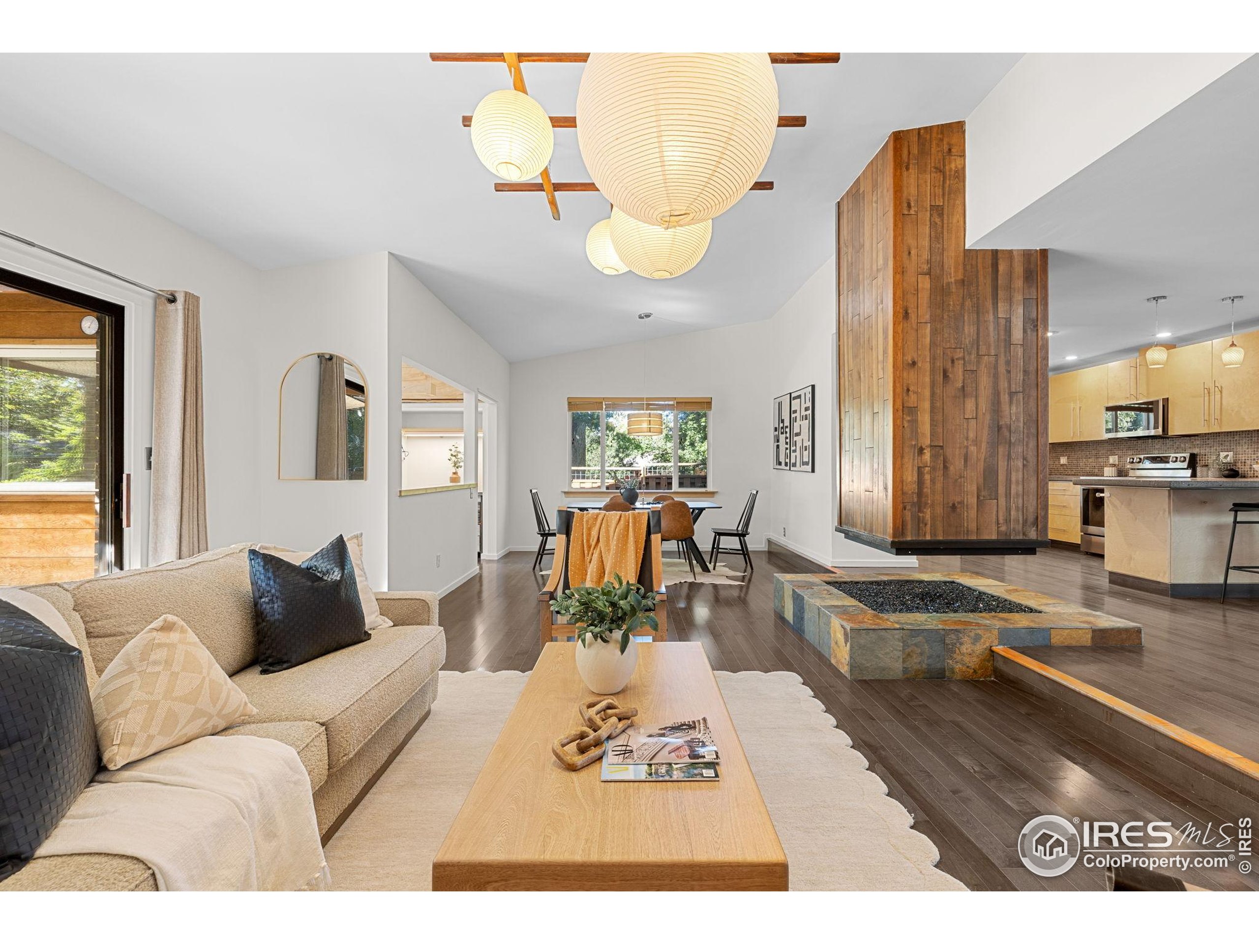 2103 Rangeview Lane Longmont, CO 80501 - Photo 9 of 47