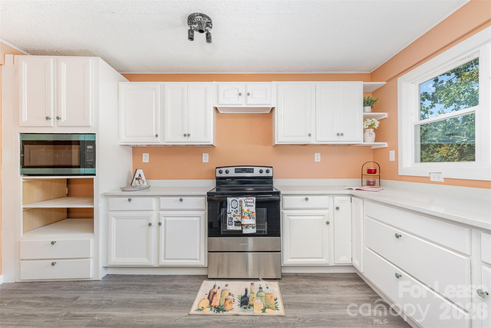 1906 New Garden Road Greensboro, NC 27410 - Photo 11 of 35