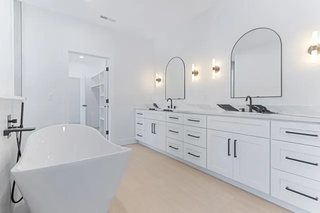 $919,000 | 713 Man Of War Court, Inman, SC 29349