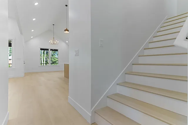 $919,000 | 713 Man Of War Court, Inman, SC 29349