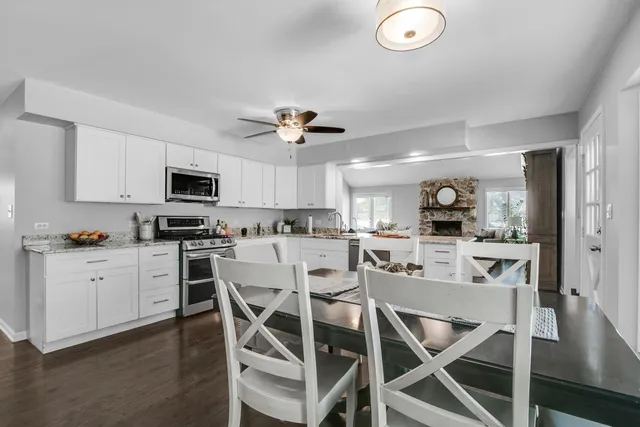 $860,000 | 3700 Monarch Circle, Naperville, IL 60564