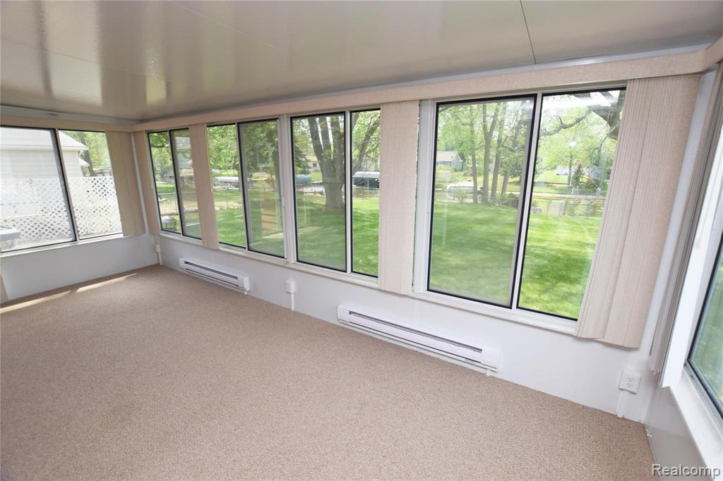 14184 North Road Fenton, MI 48430 - Photo 8 of 16