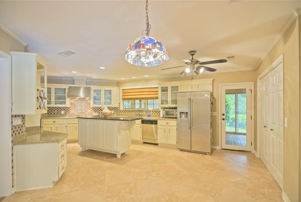 3771 Stefani Road Cantonment, FL 32533 - Photo 11 of 45 Gallery Image 11