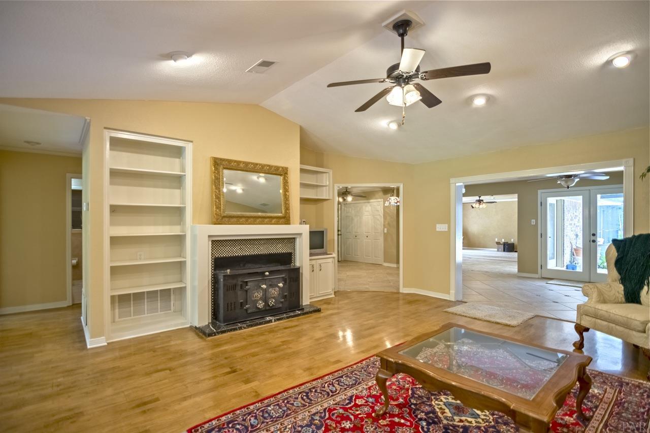 3771 Stefani Road Cantonment, FL 32533 - Photo 8 of 45 Gallery Image 8