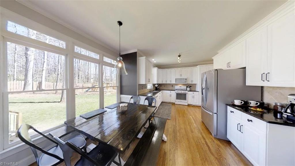 4861 Hearthstone Road Clemmons, NC 27012 - Photo 7 of 26 Gallery Image 7