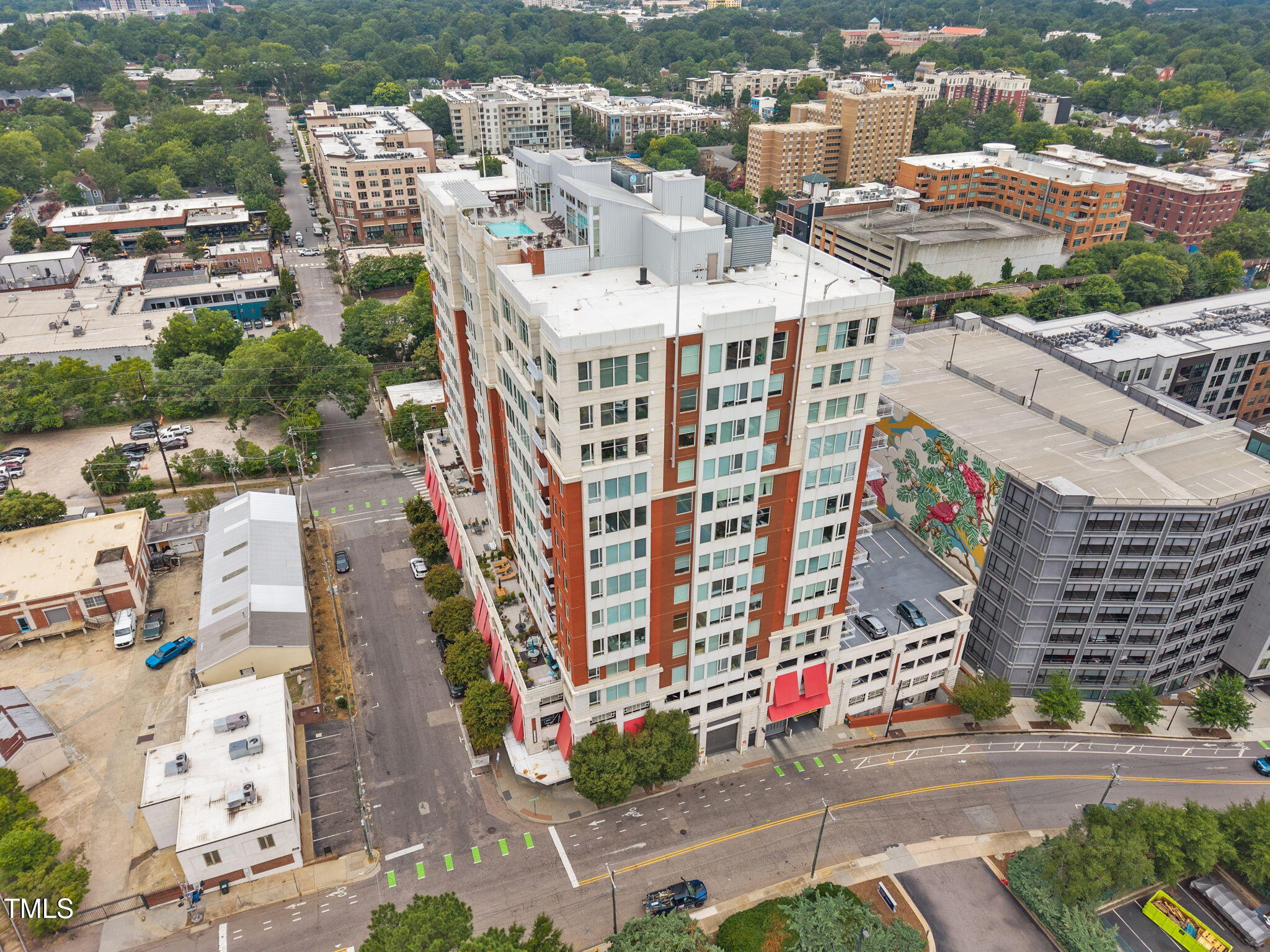 400 West North Street, Unit 1028 Raleigh, NC 27603 - Photo 23 of 37 a view of a city that has tall buildings