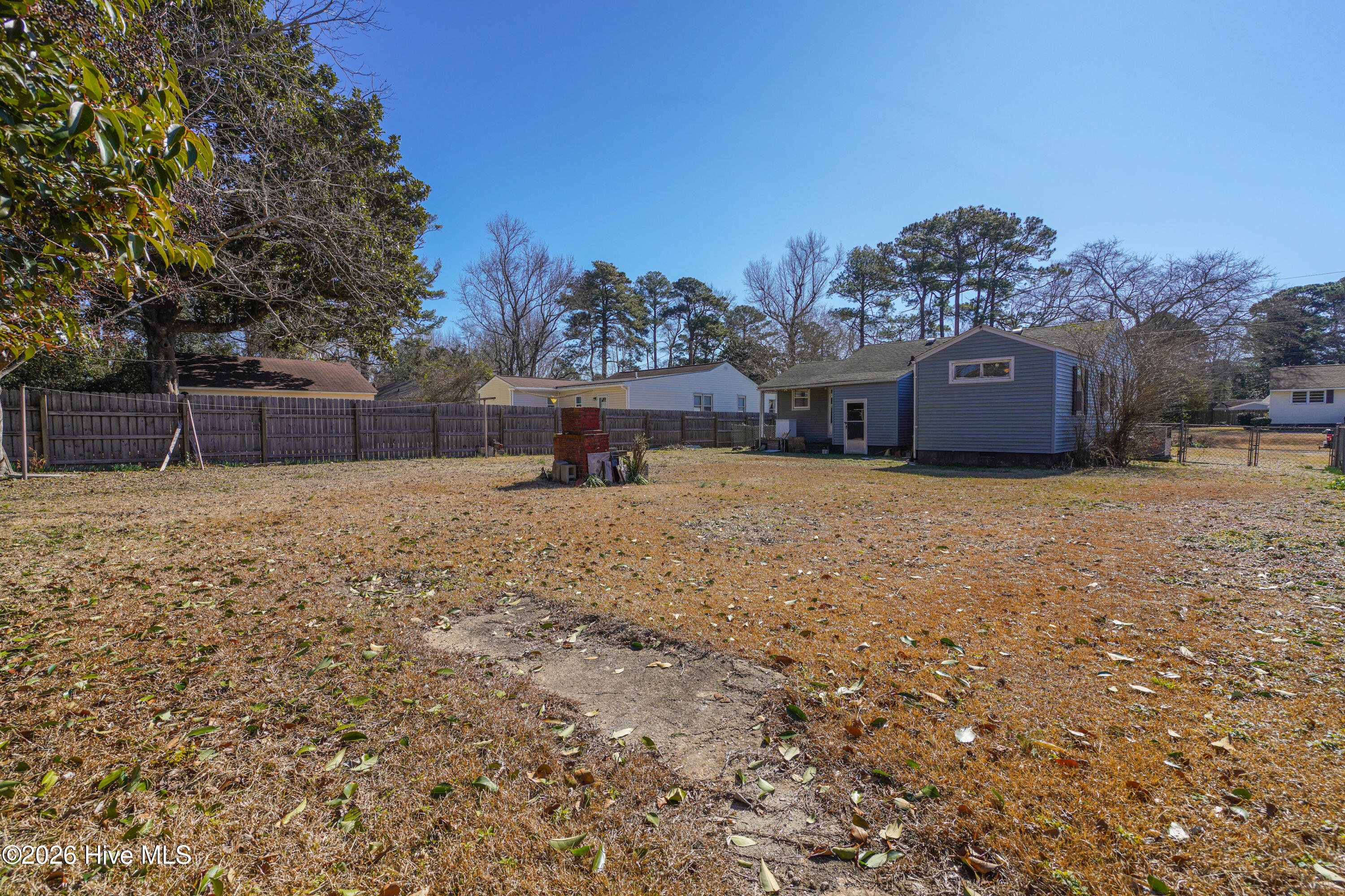 127 Bryan Place Jacksonville, NC 28540 - Photo 23 of 26 127 Bryan _ 19
