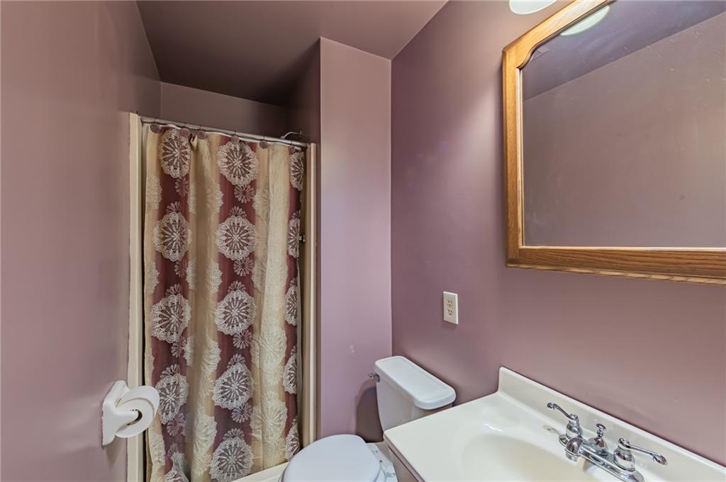 302 Community Park Road Vandergrift, PA 15690 - Photo 12 of 25 Gallery Image 12
