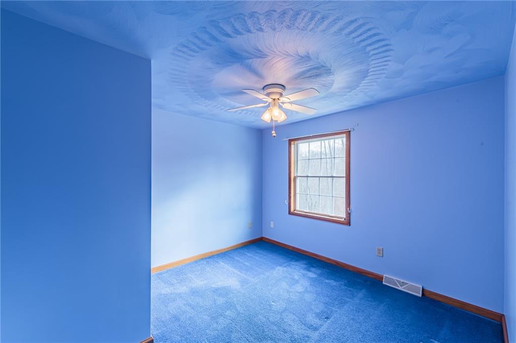 302 Community Park Road Vandergrift, PA 15690 - Photo 13 of 25 Gallery Image 13