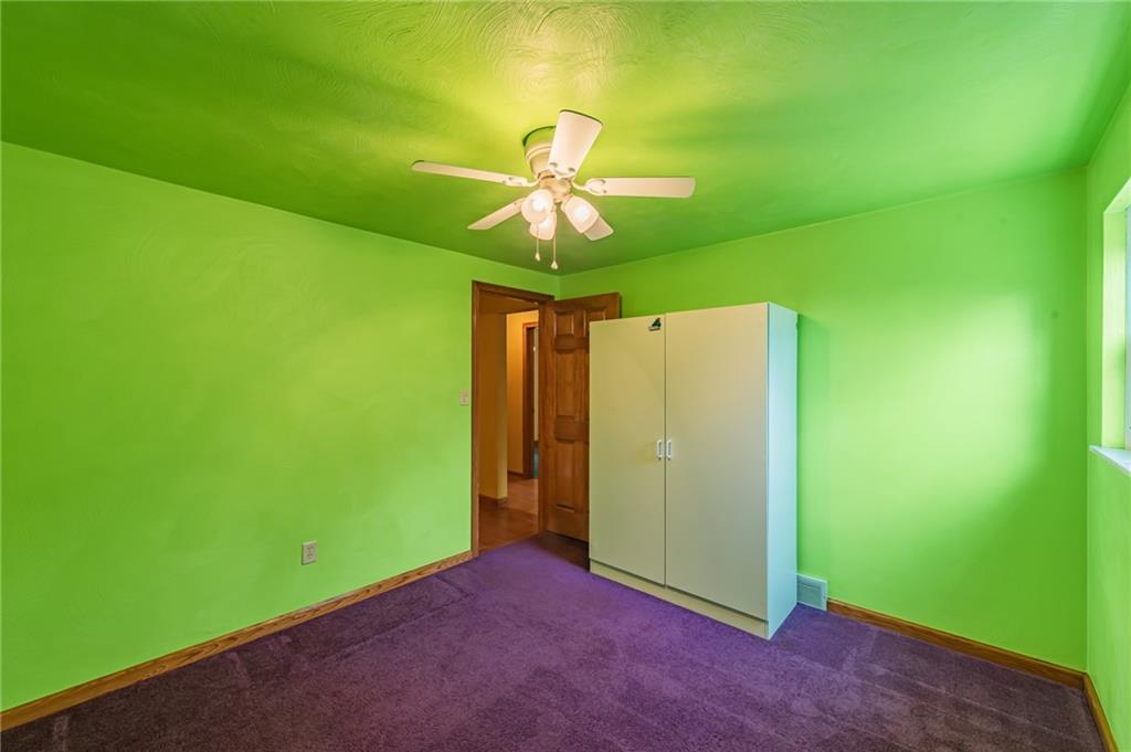 302 Community Park Road Vandergrift, PA 15690 - Photo 17 of 25 Gallery Image 17