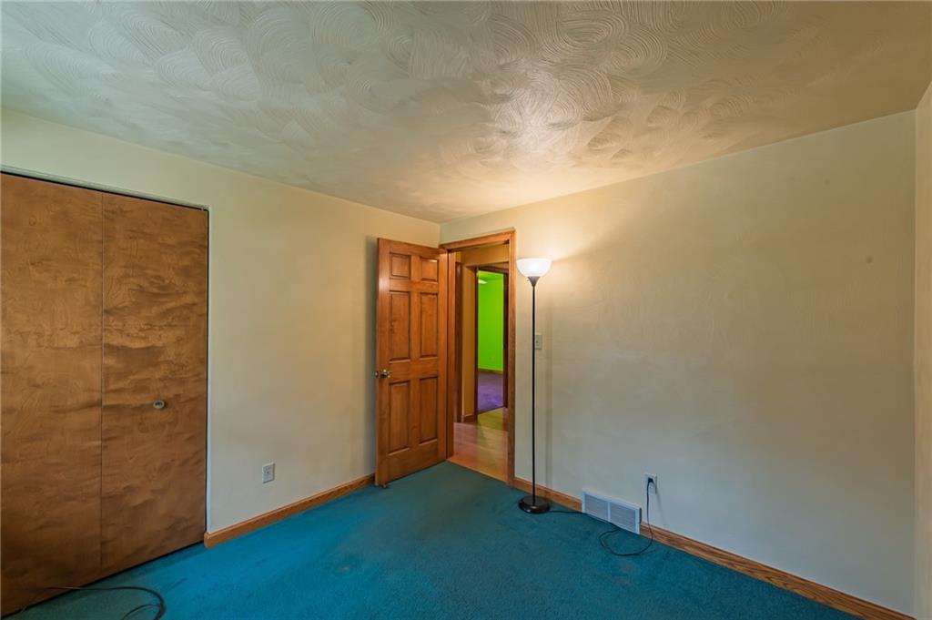 302 Community Park Road Vandergrift, PA 15690 - Photo 19 of 25 Gallery Image 19