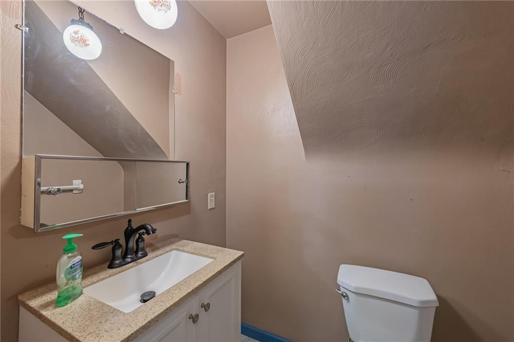 302 Community Park Road Vandergrift, PA 15690 - Photo 22 of 25 Gallery Image 22