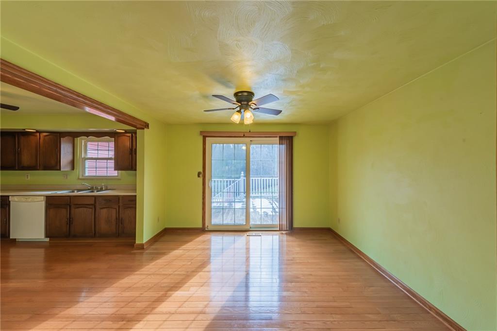 302 Community Park Road Vandergrift, PA 15690 - Photo 6 of 25 Gallery Image 6