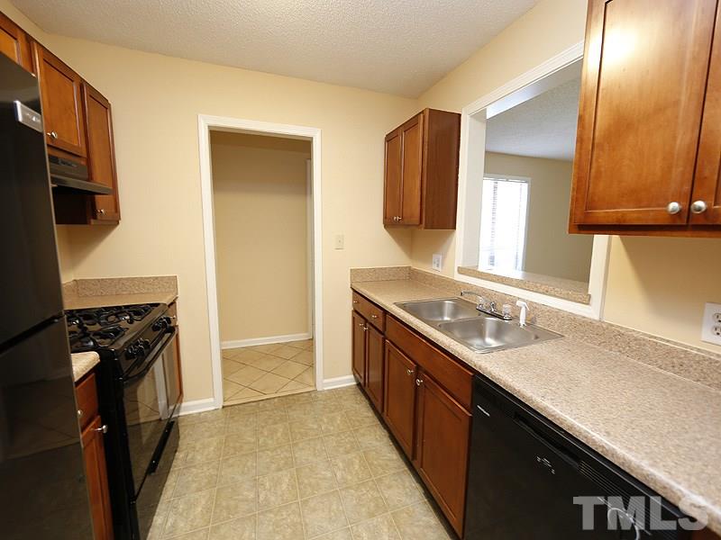 5816 Pointer Drive, Unit 101 Raleigh, NC 27609 - Photo 7 of 12