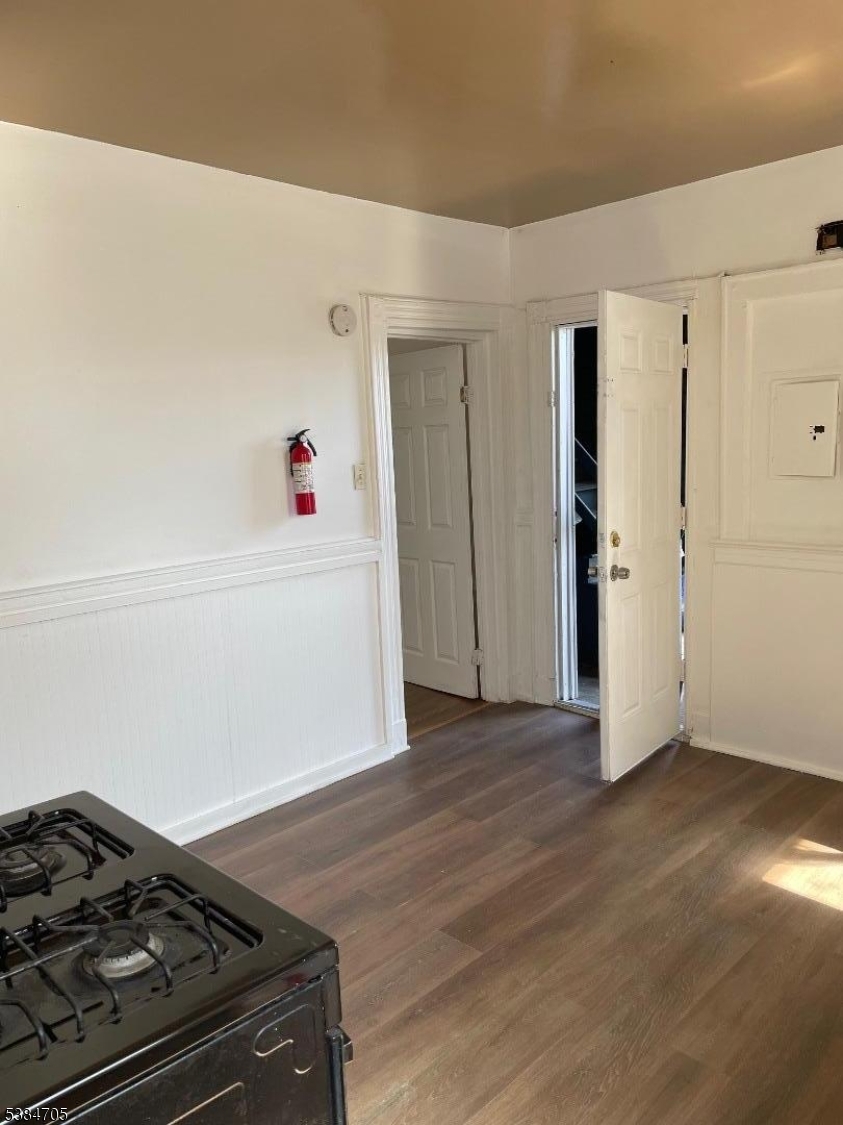 142 Hudson Street, Unit 2 Newark, NJ 07103 - Photo 2 of 3