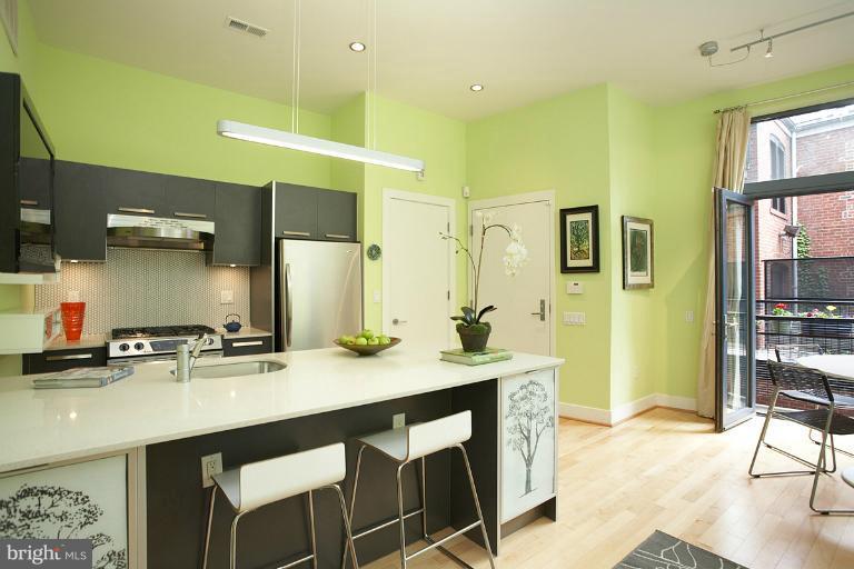 2426 Ontario Road Northwest, Unit 202 Washington, DC 20009 - Photo 15 of 19 Kitchen